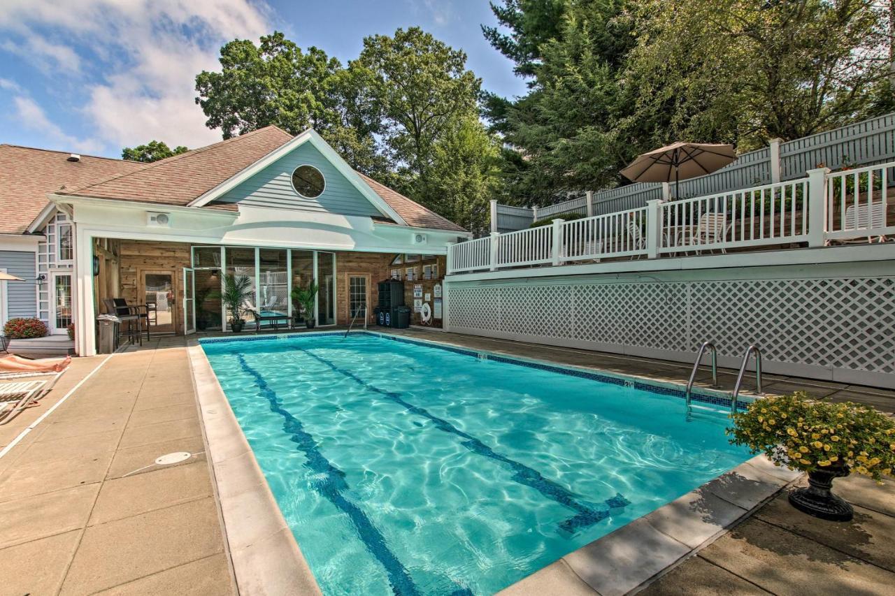 Charming Norwich Condo With Pool Access! Exterior foto